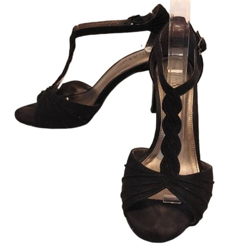 Kelly & Katie Heels Sandals Open Toe Braided T-Strap Suede Black Womens Size 5.5